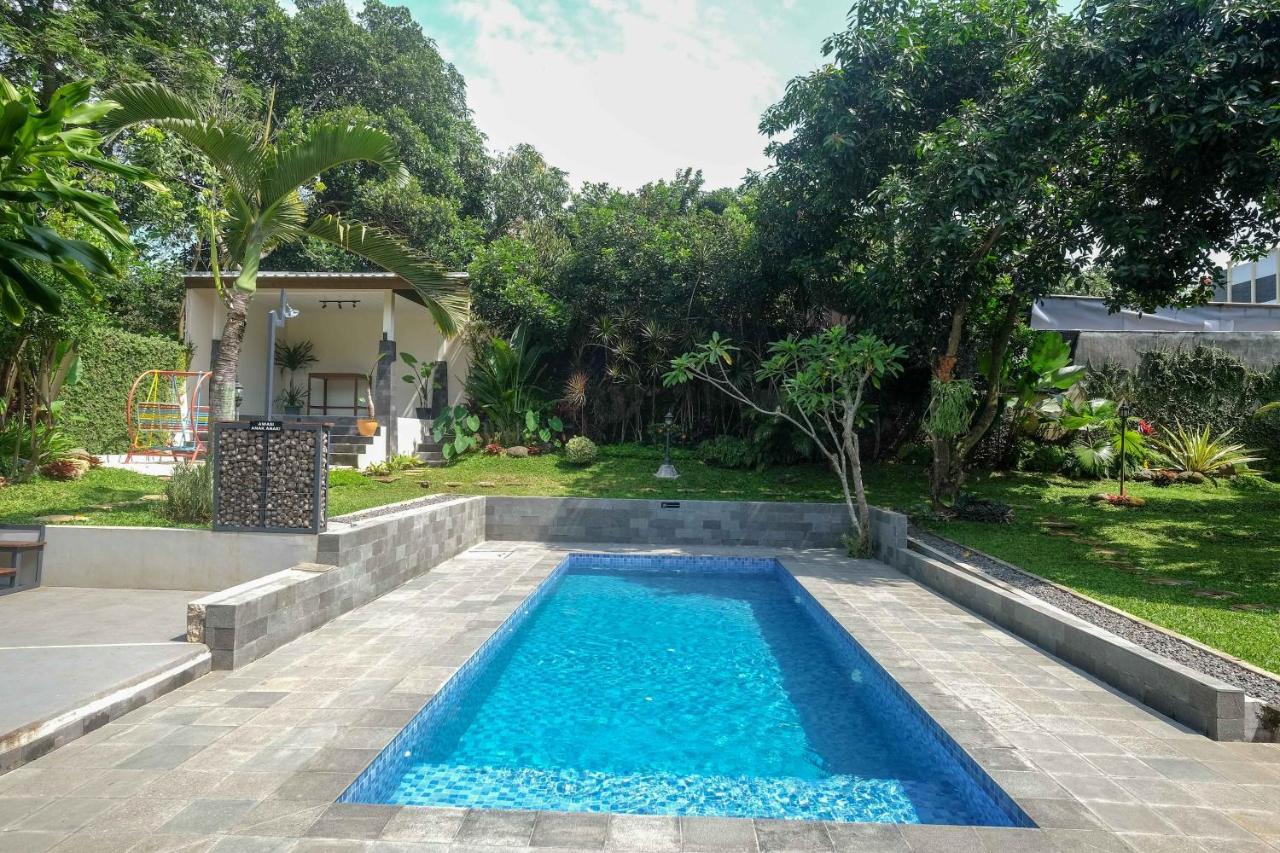 Sareh Villa By The Lavana Semarang Eksteriør billede