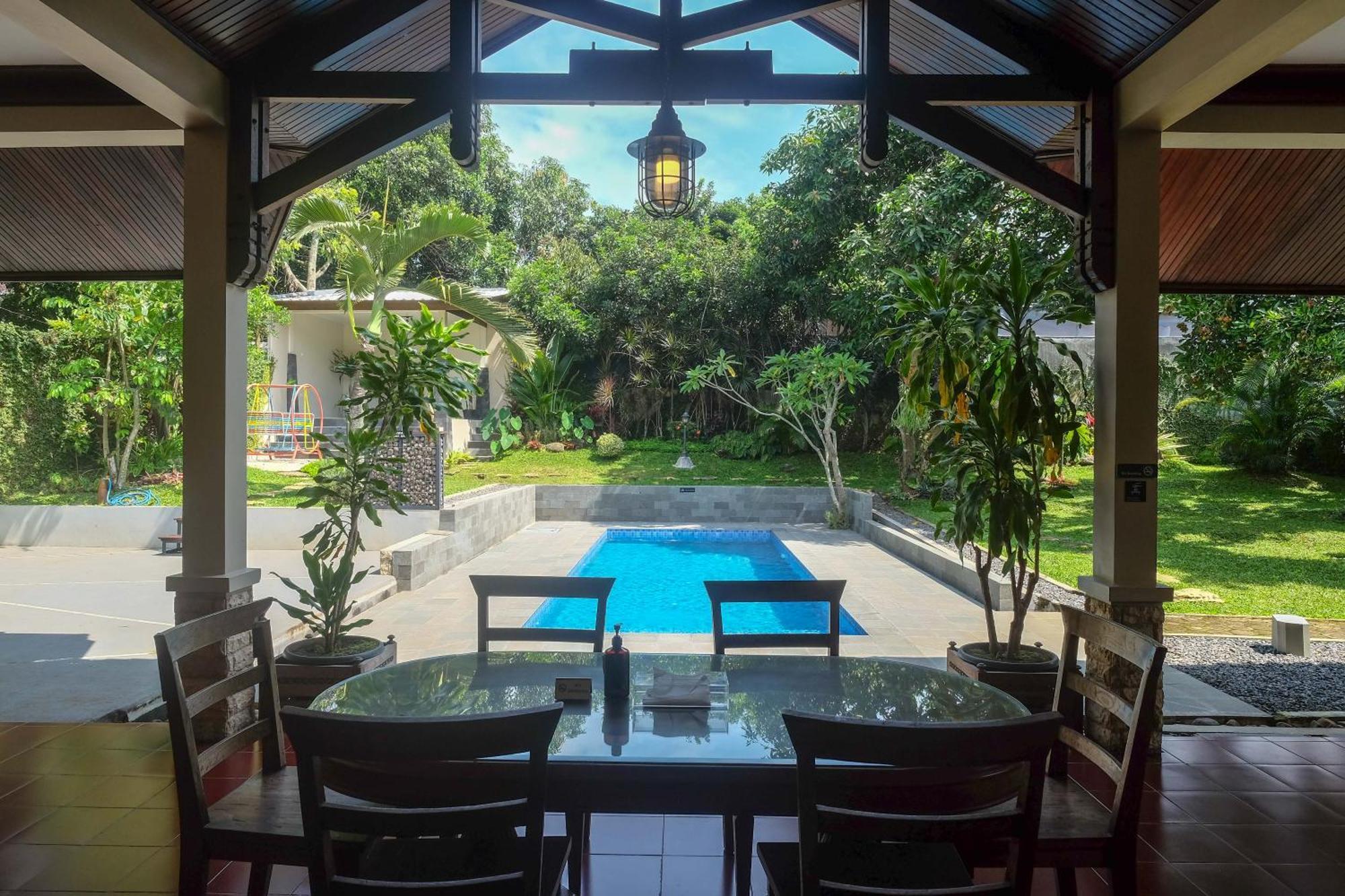 Sareh Villa By The Lavana Semarang Eksteriør billede